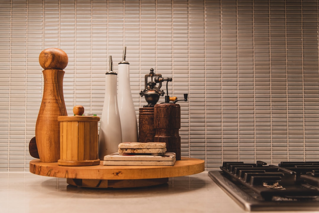 In Depth Guide to Choosing the Best Pepper Mills & Grinders